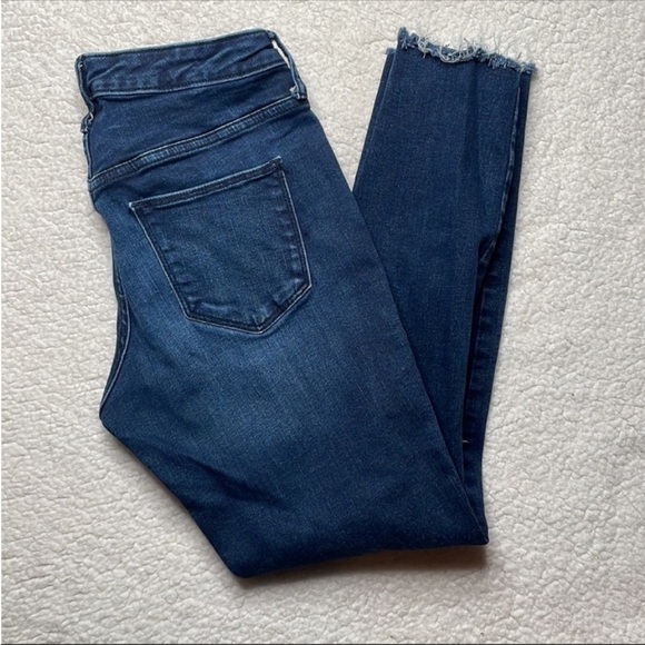 Universal thread Skinny Denim Jeans Raw Hem Distressed Dark busted knees - Picture 5 of 10